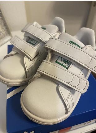 Кросівки дитячі унісекс adidas