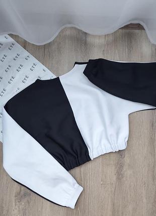 Укорочений кроп світшот adidas 5
