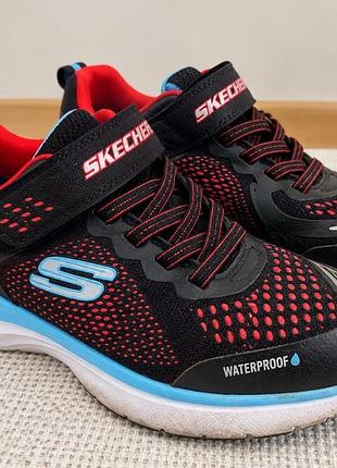 Дитячі кросівки skechers waterproof, 35 розмір, 22 см
