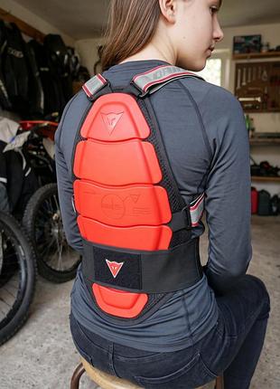 Защита спины (черепаха) dainese d-tec air.5 для мотоцикла, сноуборда, лыж, скейта и трюкового самоката / велосипеда (размер s)