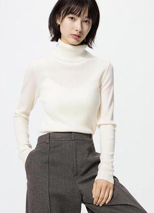 Гольф uniqlo з мериносової вовни розмір s