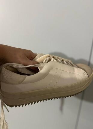 Zara кросівки 40 розмір замшевий носок