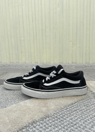 Чорно-білі кеди vans old skool