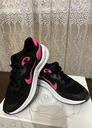 Дитячі кросівки для дівчинки nike revolution 7 2