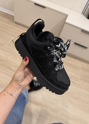 Уггі жіночі ugg зимові кросівки на платформі чорні