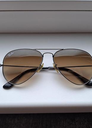 Солнцезащитные градиентные очки "капли" ray-ban rb3025 aviator large metal 55мм. унисекс