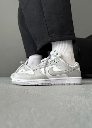 Мужские кроссовки nike dunk low light grey/white / smb+ 🔗