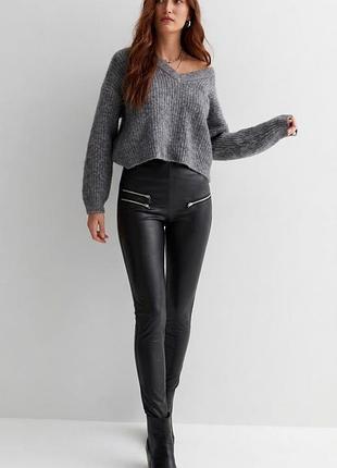 Красивые кожаные леггинсы на утеплении от new look 🖤🖤