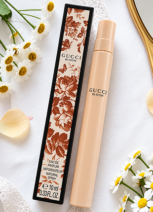 Gucci bloom парфюмированная вода с тонкими цветочными и пудровыми нотами мвиантура 10 мл