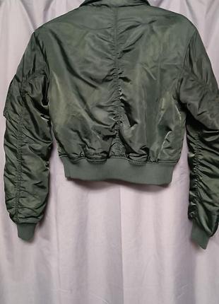 Вкорочений бомбер urban outfitters 5