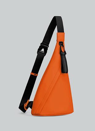 Сумка-слінг gaston luga spläsh sling bag у фірмовому яскравому кольорі orange flame (вогненно-помаранчевий