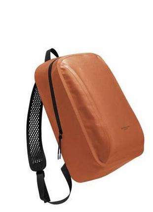 Міський рюкзак gaston luga lightweight duoseal backpack 14" у яскравому відтінку orange flame (вогняний помаранчевий)