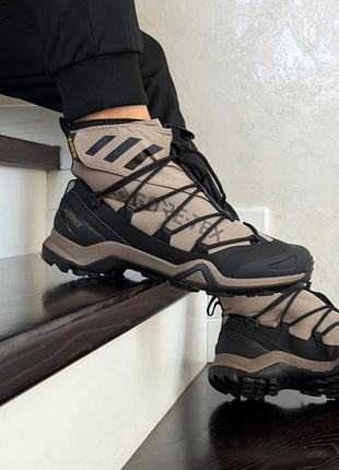 Зимние кроссовки adidas terrex