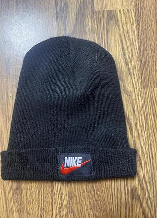 Шапочка nike 3-6лет