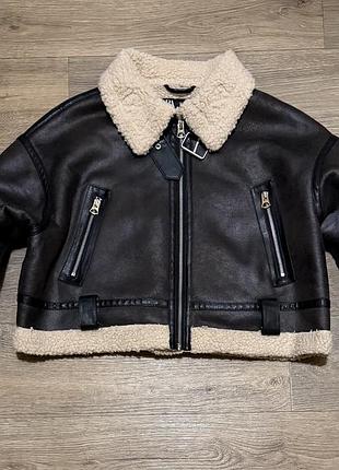Укорочена дублянка zara розмір l
