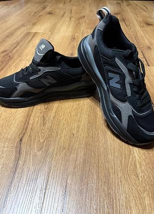 Кросівки чоловічі new balance чорно-сірі повсякденні