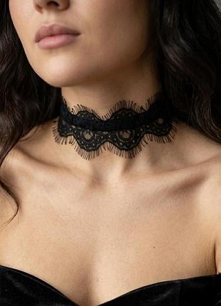 Чокер жіночий total black мереживний на оксамитовій стрічці чорний з позолотою