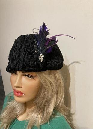 Жіночий берет з каракульчі чорний франція