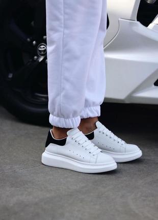 Alexander mcqueen white black🆕 шикарні кросівки 🆕 купити накладений платіж