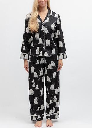 Пижама женская cyberjammies polar bear 5695-5696 на пуговицах и с широкими брюками 14/l черный с принтом белого медведя