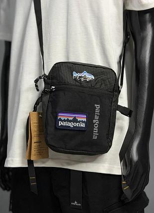 Сумка месенджер сіра patagonia 20 на 15
