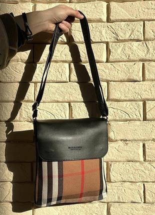 Сумка-месенджер з принтом клітка burberry чорна