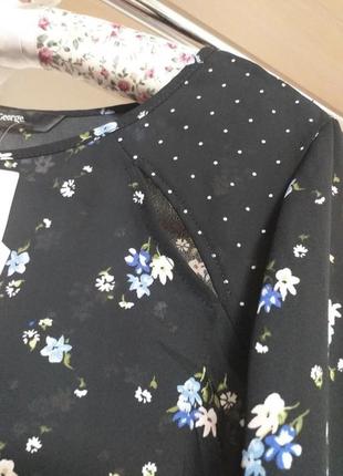 Женственная блуза с расклешенными рукавами в цветочный принт6 фото
