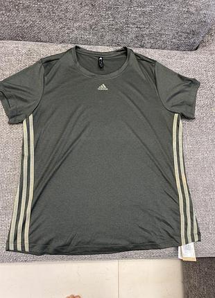Футболка adidas