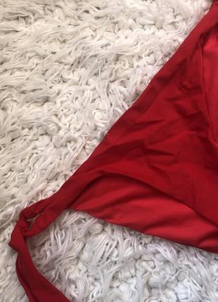 Нові червоні плавки,червоний низ від купальника