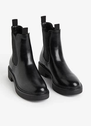 Чорні чоботи челсі h&m