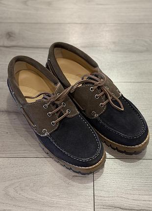 Чоловічі топсайдери zara contrast leather deck shoes синьо-коричневі шкіряні