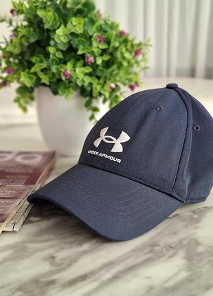 Чоловіча бейсболка under armour темно-синя спортивна