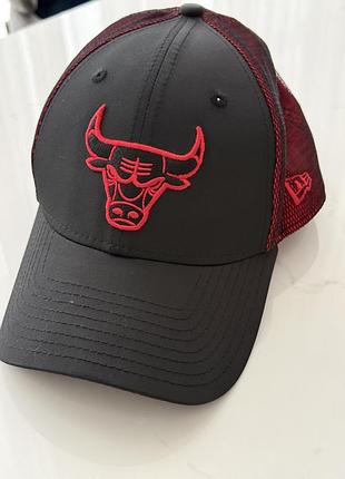 Бейсболка new era 9forty chicago bulls чорно-червона