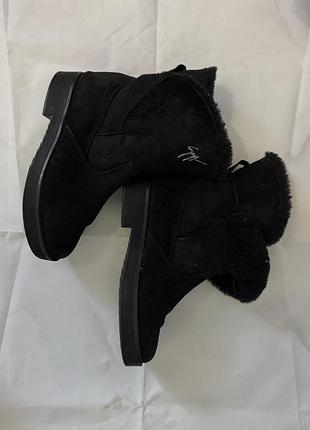 Чоботи жіночі giuseppe zanotti зимові замшеві чорні