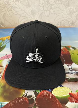 Мужская кепка nike air jordan оригінал.
