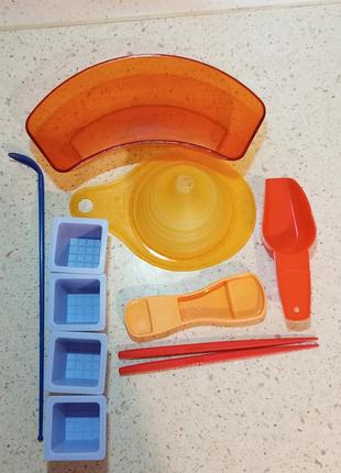 Кухонне приладдя tupperware