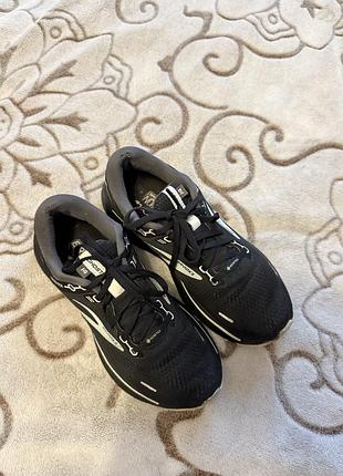 Кросівки brooks 6