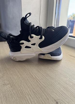 Кросівки nike presto чорно-білі