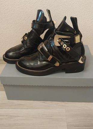 Черевики balenciaga ceinture лакована шкіра чорні