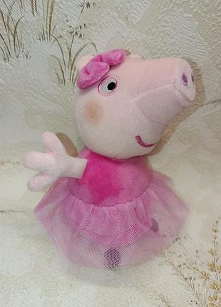 Озвученная свинка пеппа в образе балерины peppa pig мягкая игрушка