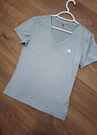 Футболка жіноча adidas