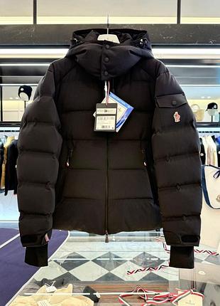 Чоловічий чорний лижний пуховик moncler montgetech — чоловіча пухова куртка