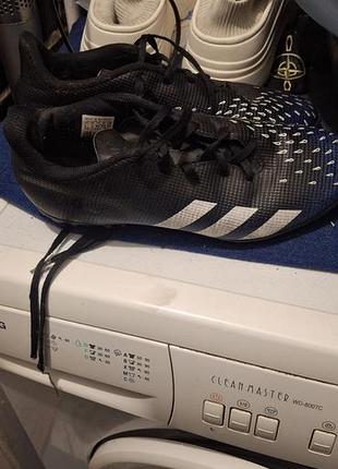 Футбольні бутси adidas predator freak.4