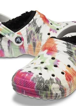 Капці унісекс crocs classic lined tie-dye clog різнокольорові різні розміри