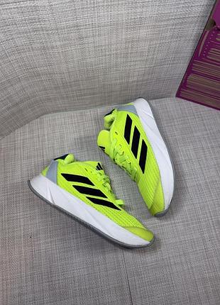 Оригинальные кроссовки детские adidas 3