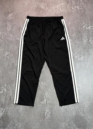 Легкі нейлонові штани adidas xl розмір оригінал стан ідеал чоловічі