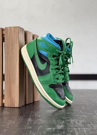 Кросівки nike jordan