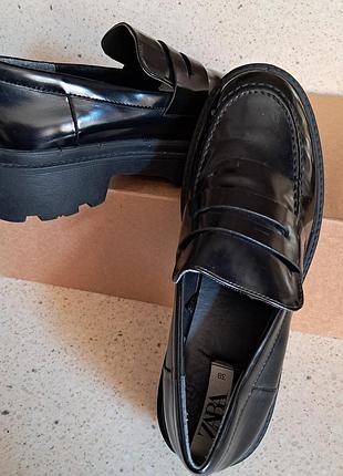 Лофери zara,  розмір 38. 4