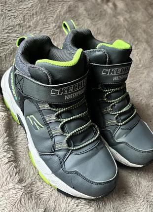 Черевики дитячі skechers waterproof сірі, розмір 35, устілка 22 см