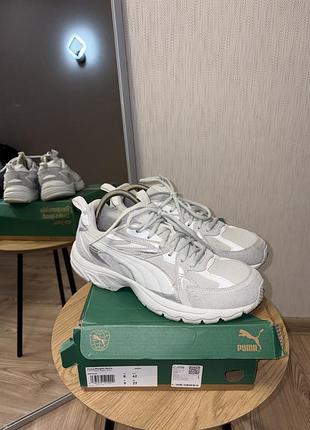 Кросівки чоловічі puma milenio tech suede сіро-білі 42 розмір